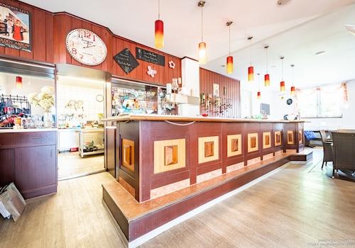 Bar-Tresen Bestand