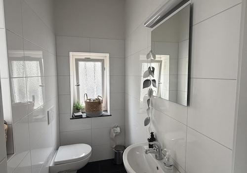 WC 2