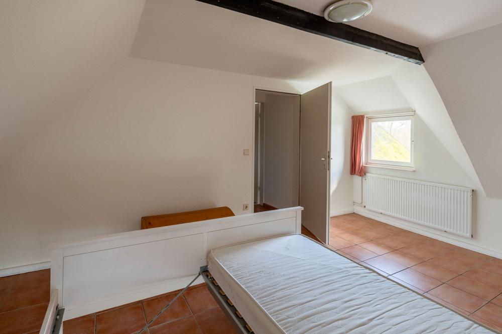 Zimmer 1 OG Whg. 1