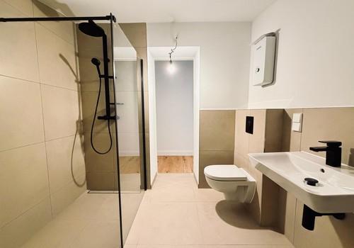 Badezimmer 2