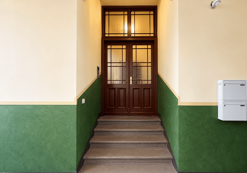 Aufgang Vorderhaus
