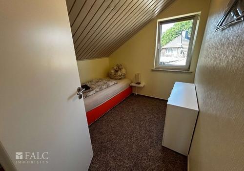 Schlafzimmer 1 Dachgeschoss