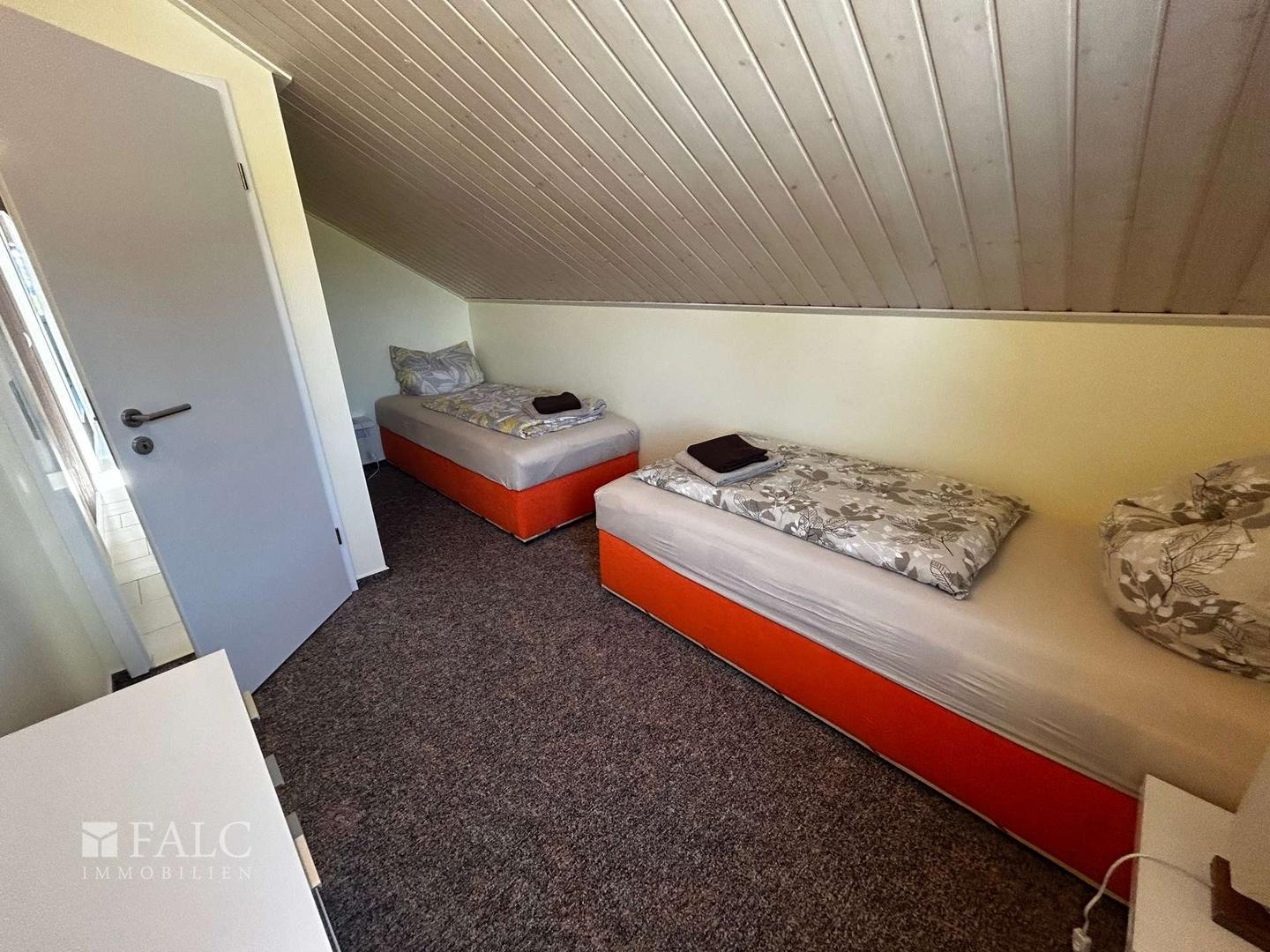 Schlafzimmer 1 Dachgeschoss