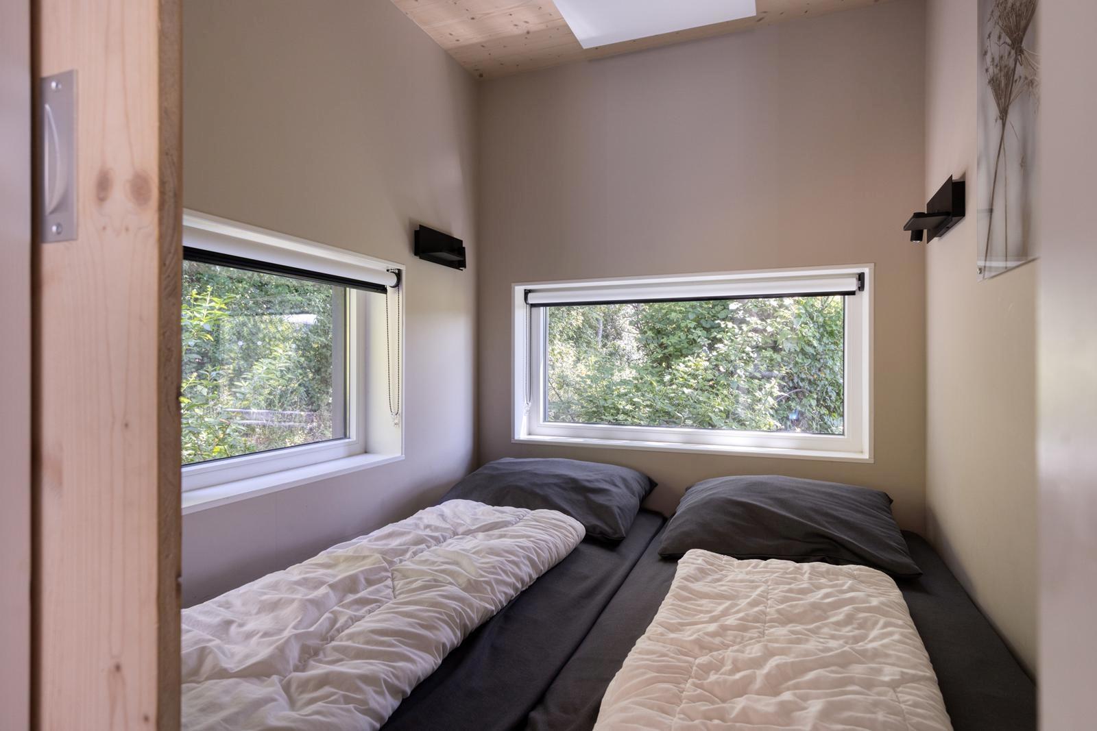 kaufen-freistehendes-ferienhaus-kamperland-zweites-schlafzimmer-gaestezimmer-recreatieadviseurs-vakantiehuistekoop-nl.jpg