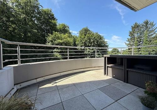 Balkon mit Blick ins Grüne