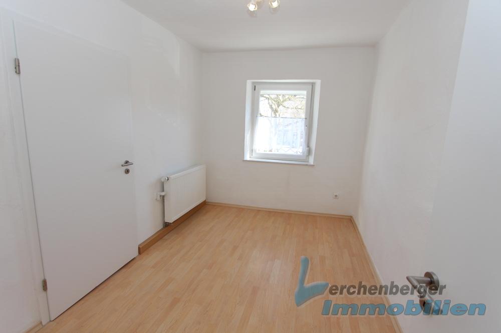 kleines Zimmer OG