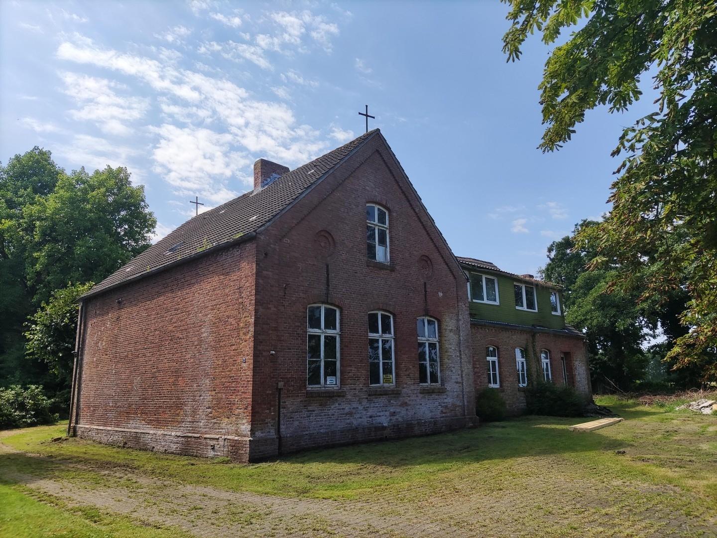Ehemaliges Schulgebäude
