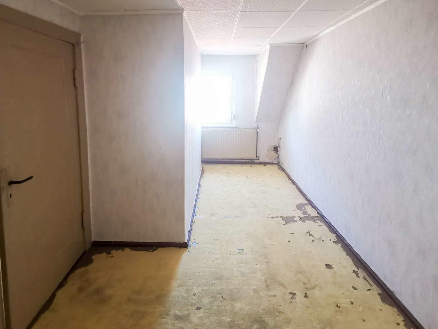 Kinder-/Arbeitszimmer