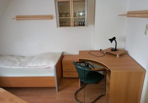 Wohn und Schlafzimmer