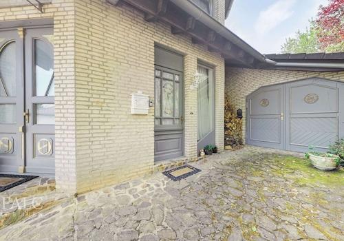 Hauseingang/Garage