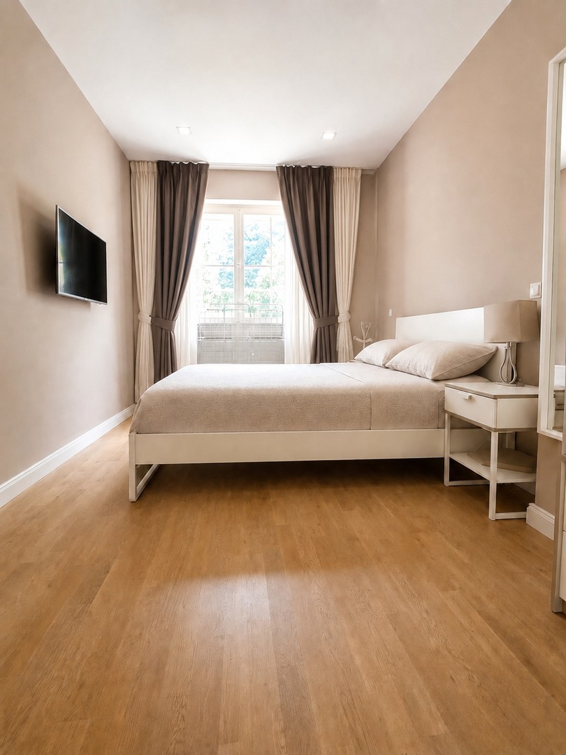 Schlafzimmer 1