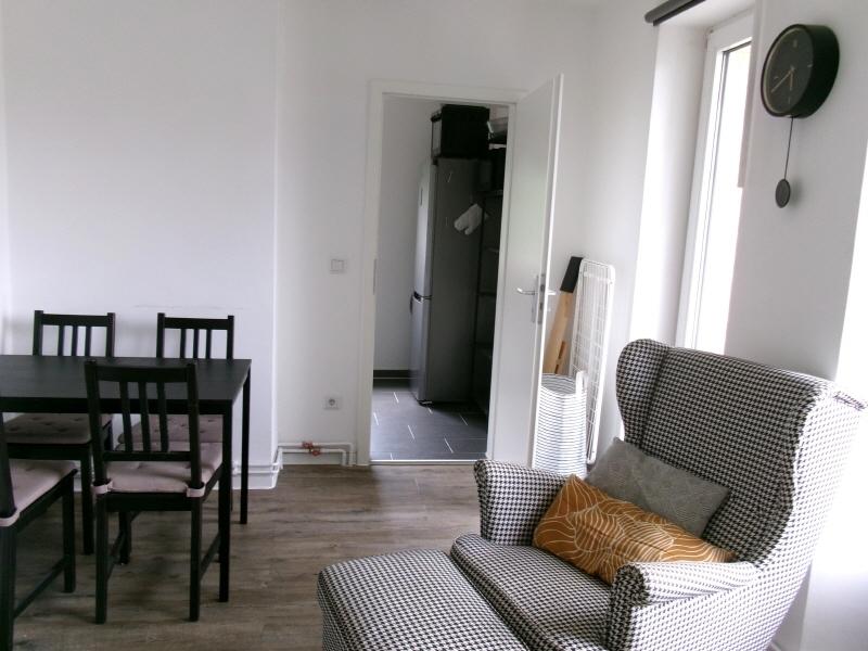 Wohn-Schlafzimmer (2)
