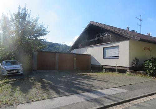 Gebäude von Links