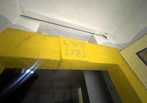1118 D