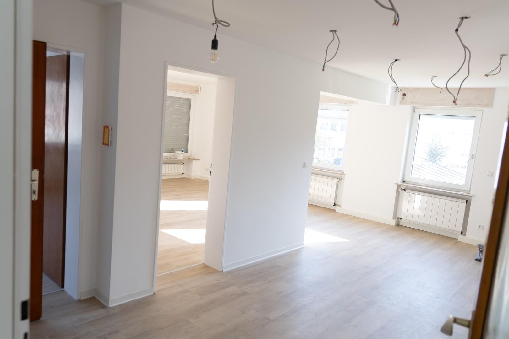 Wohnzimmer und Esszimmer