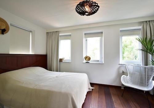 kaufen-freistehendes-ferienhaus-hellevoetsluis-vakantiehuistekoop-nl.jpg013