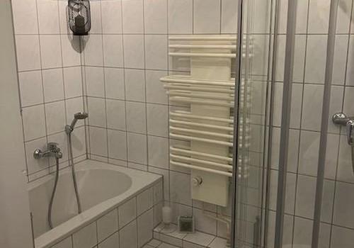 Badezimmer Wanne