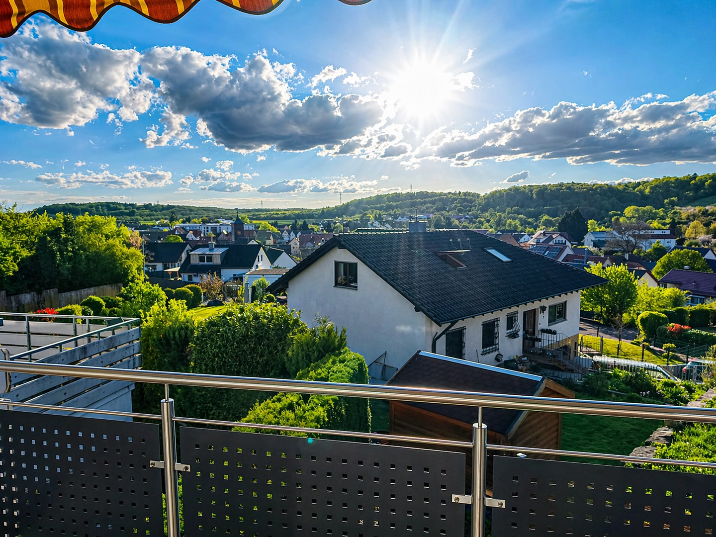 Balkon EG