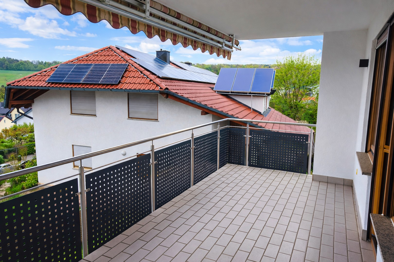 Balkon EG
