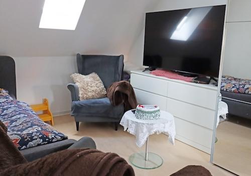 Zimmer, Wohnung im OG