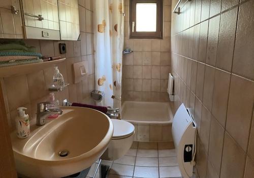 Dusche + WC im OG