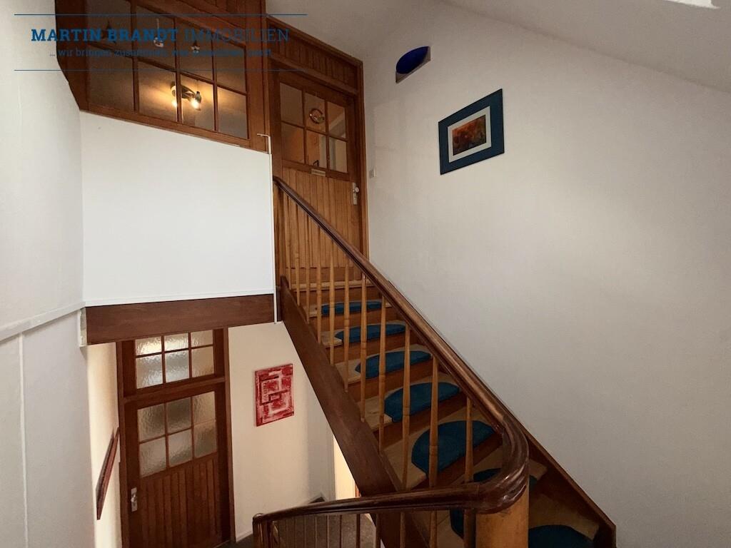 Treppenhaus Zugang DG