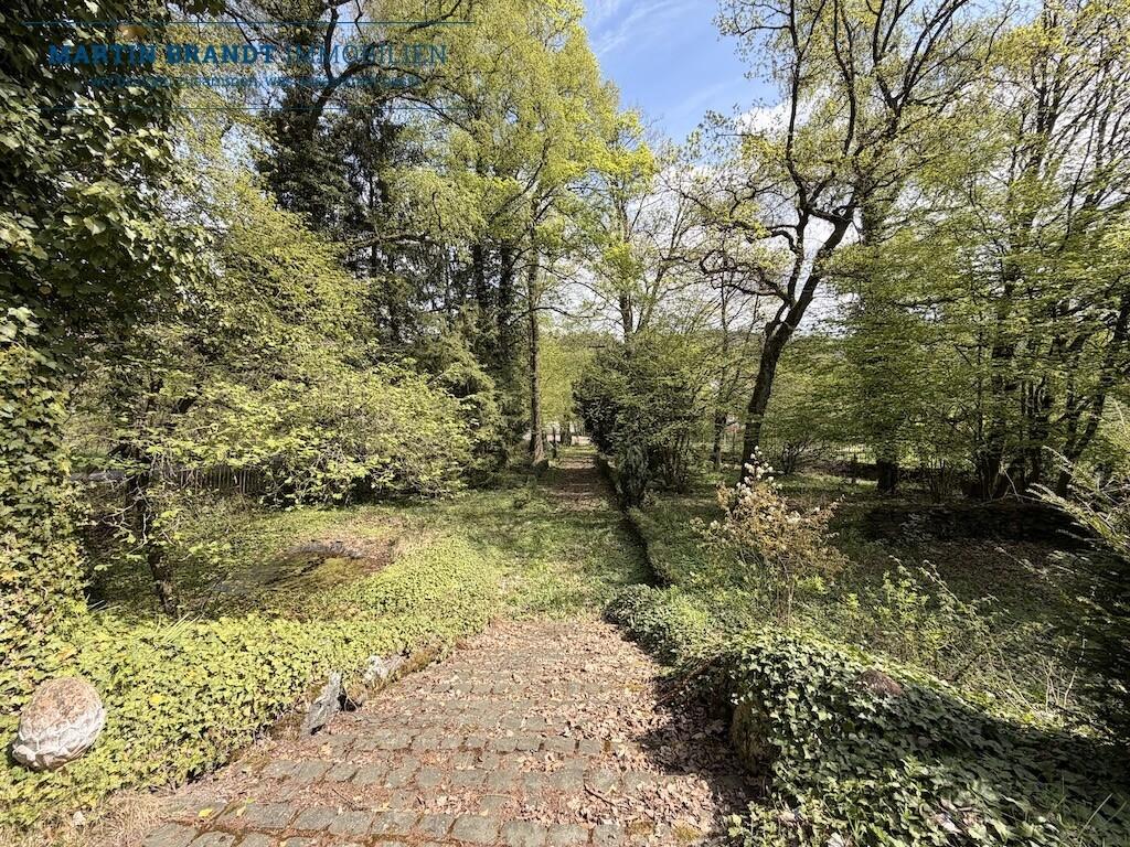 Zugang zum Parkgrundstück