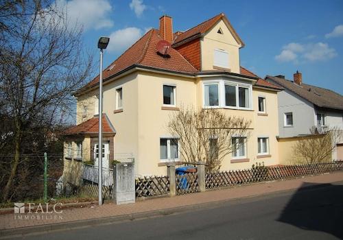 Hausansicht seitlich links
