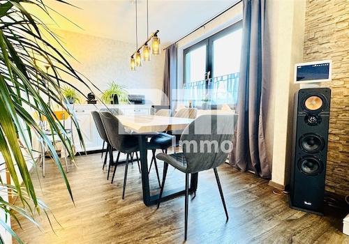 WE2 OG Wohn / Esszimmer / Zugang Balkon