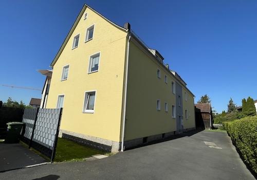 Hausansicht mit Eingang