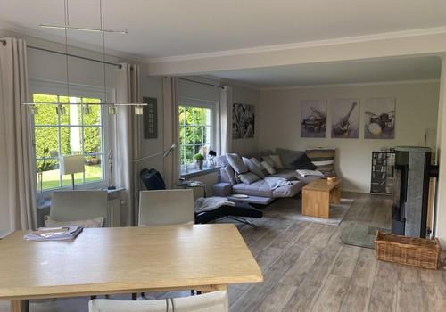 Wohnzimmer mit Kaminofen