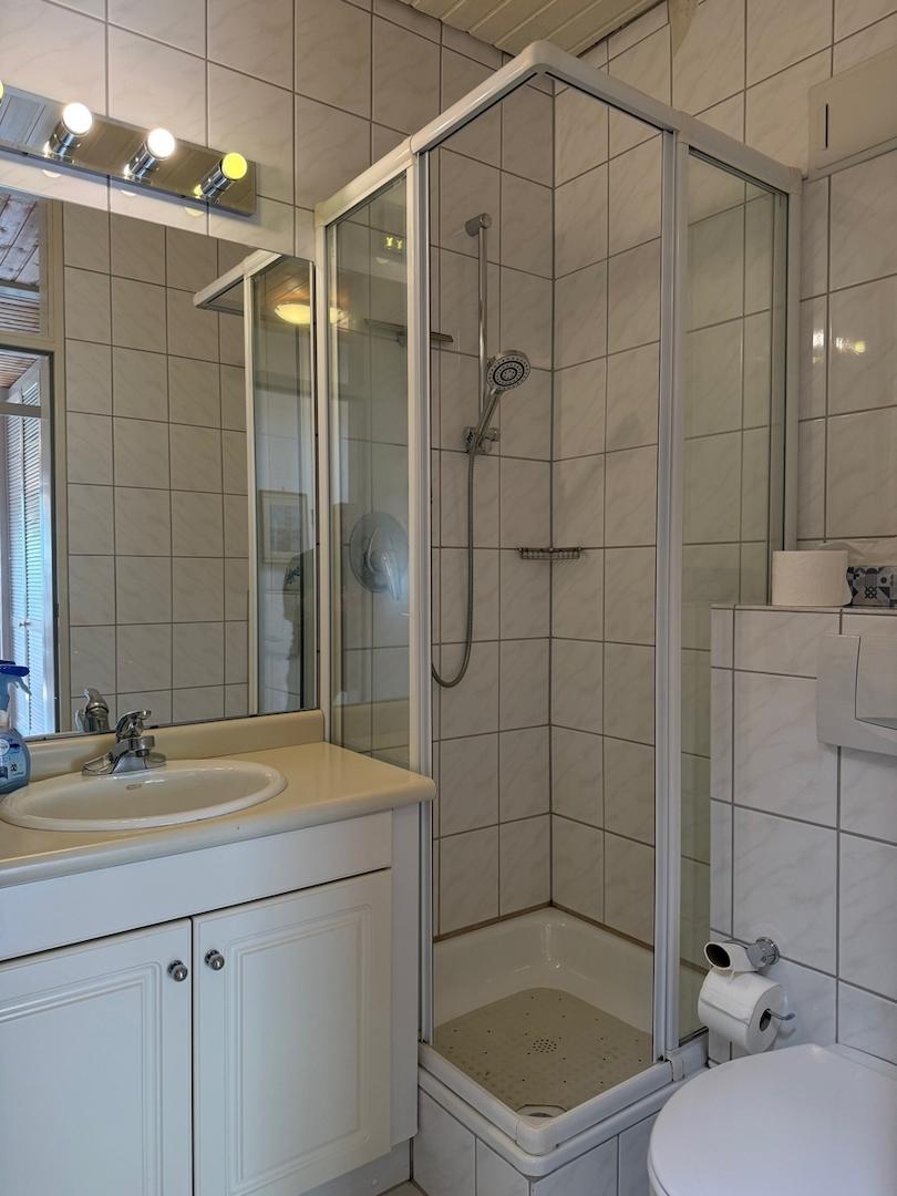 Dusche-WC 1