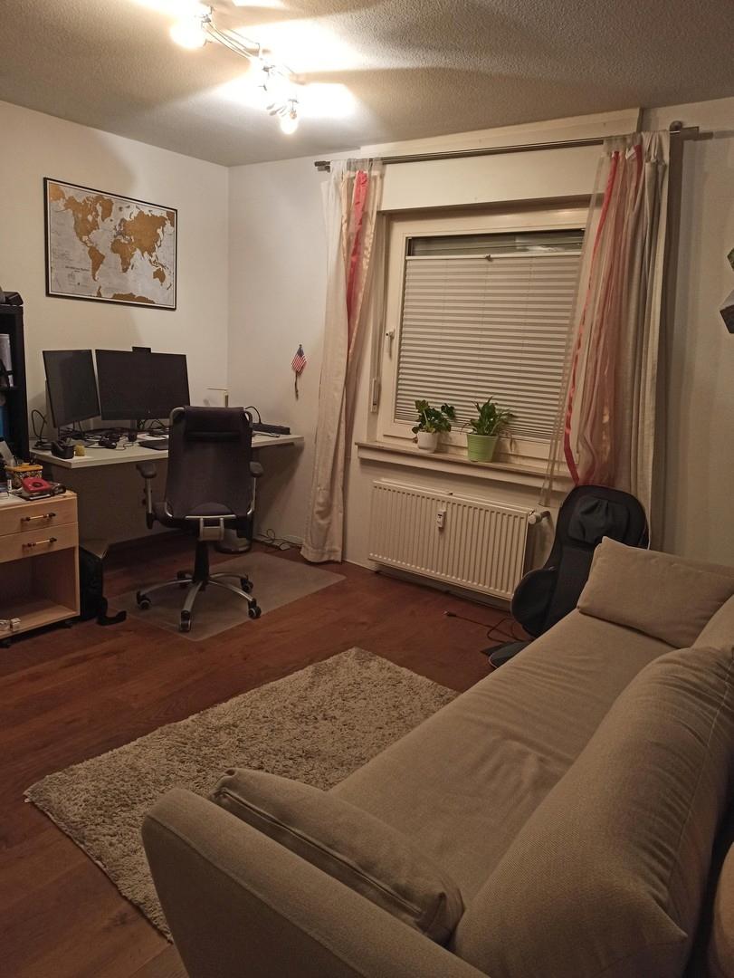 Kinder-/Arbeitszimmer