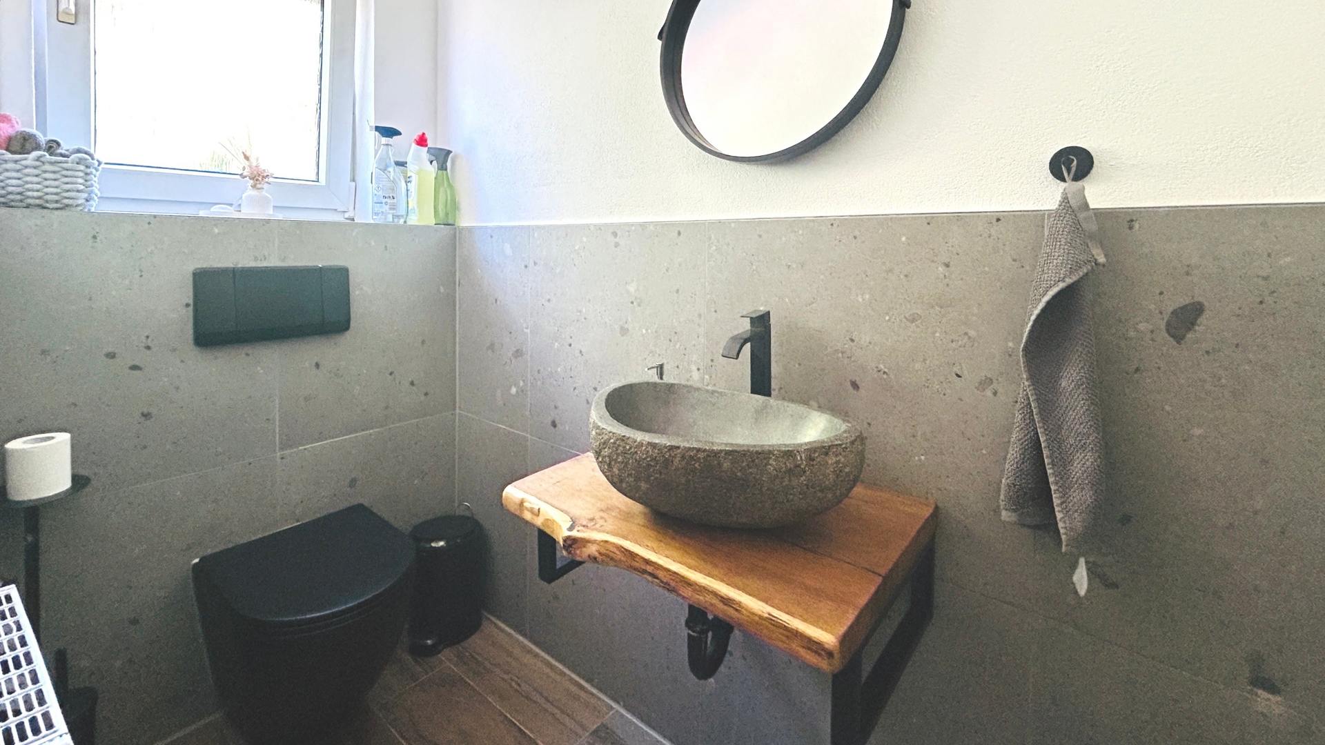 Gäste-WC EG