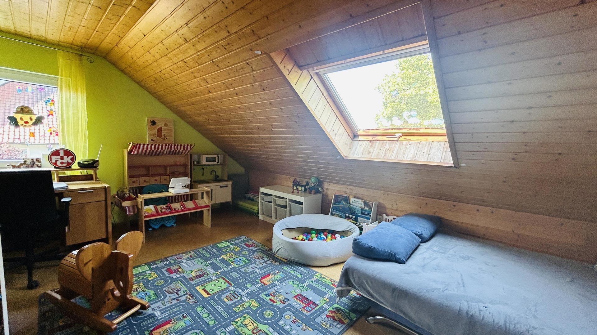 Kinderzimmer 1 OG