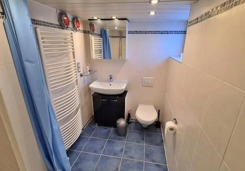 WC UG