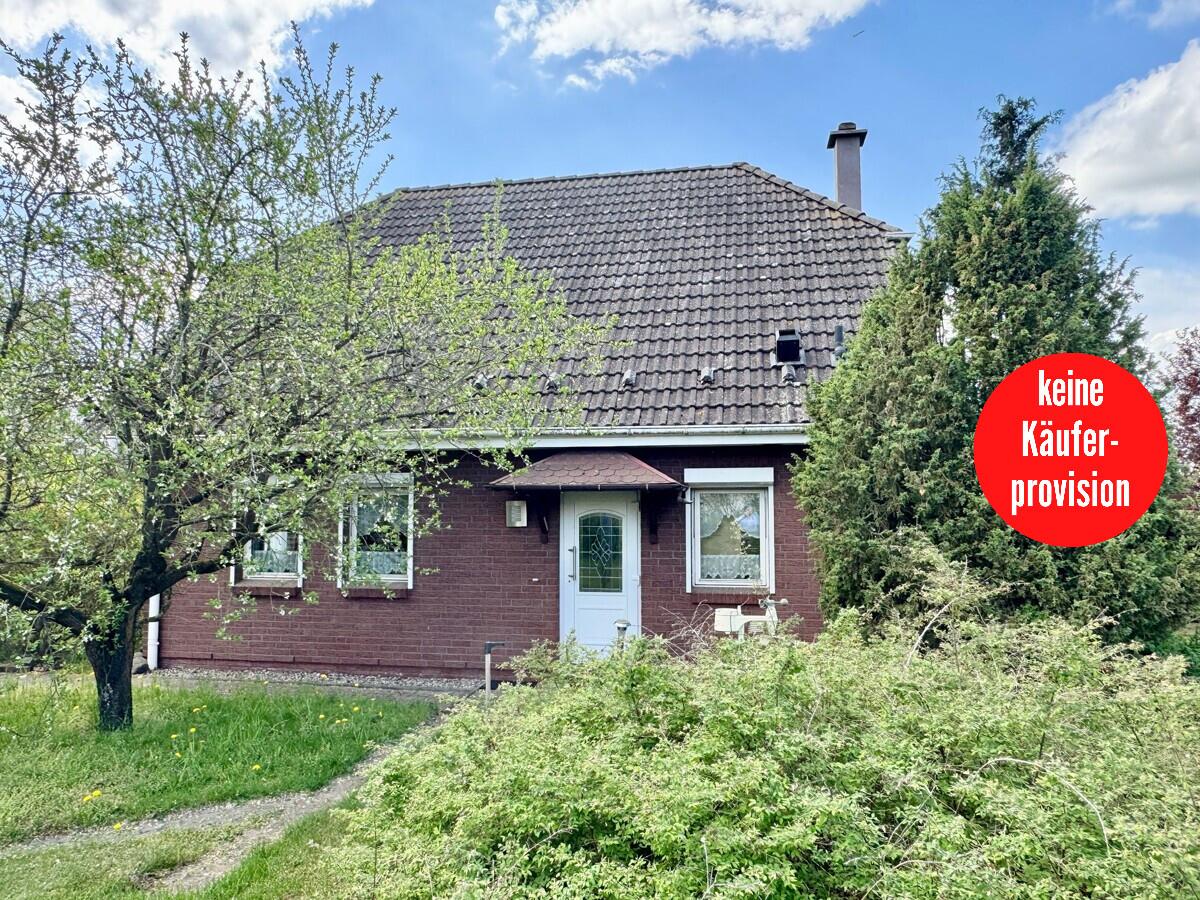 Hausansicht vom Grundstück