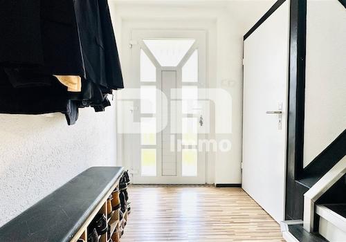 EG Windfang / Haupteingang / Treppenaufgang