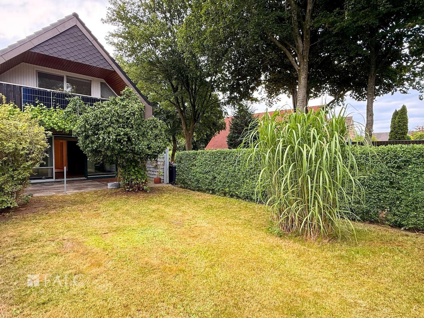 Garten vorne -Bild 2