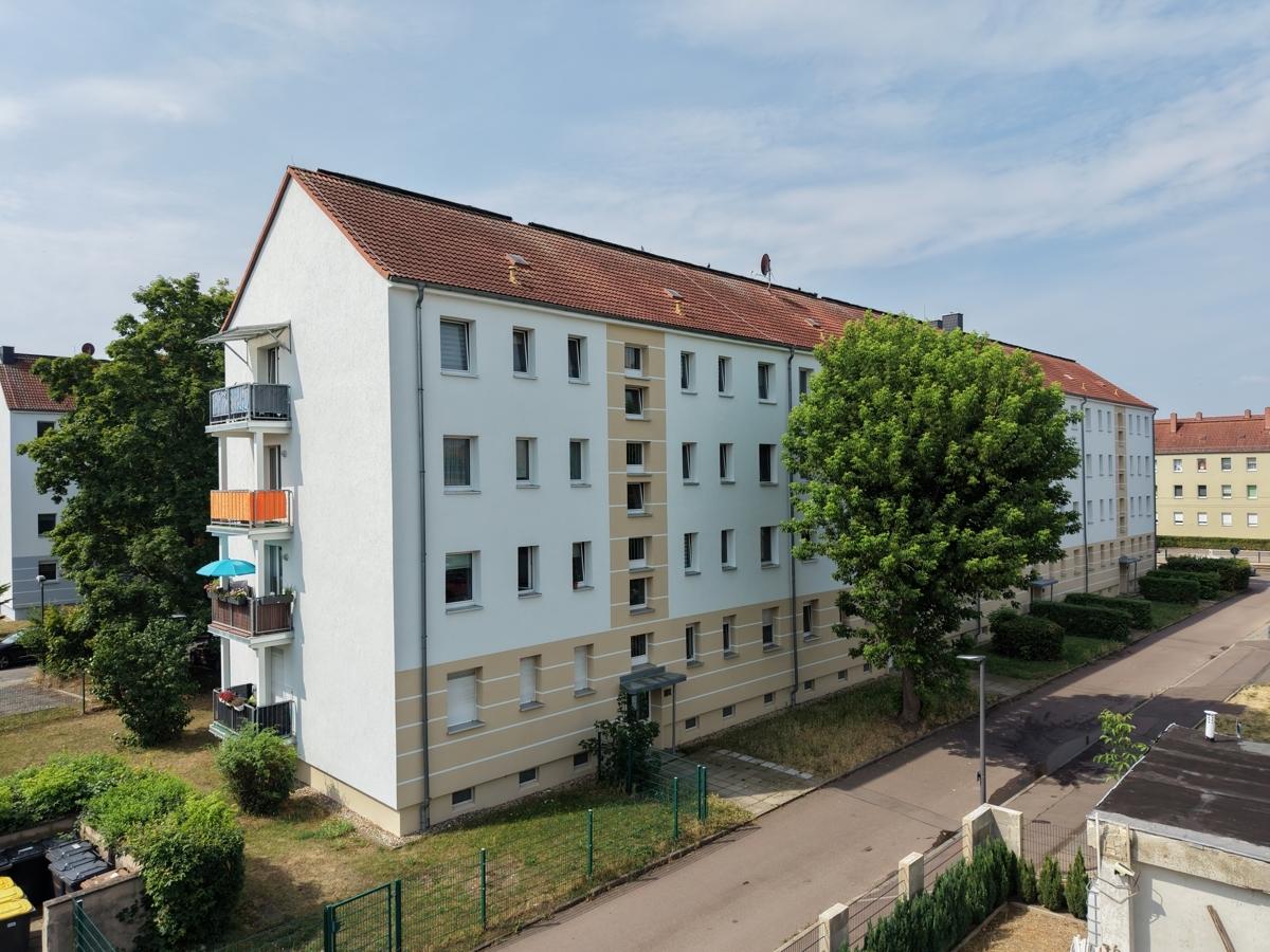 Drohne Hausfront