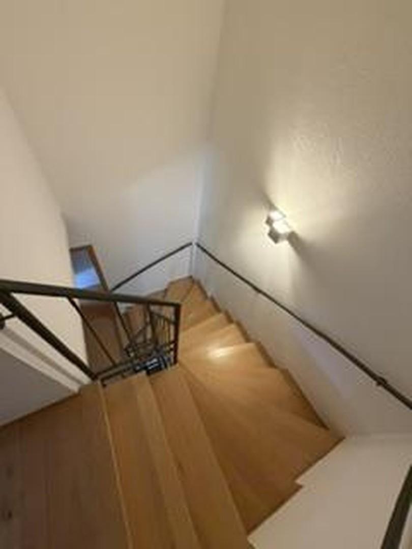 Treppe Stahl-Holz