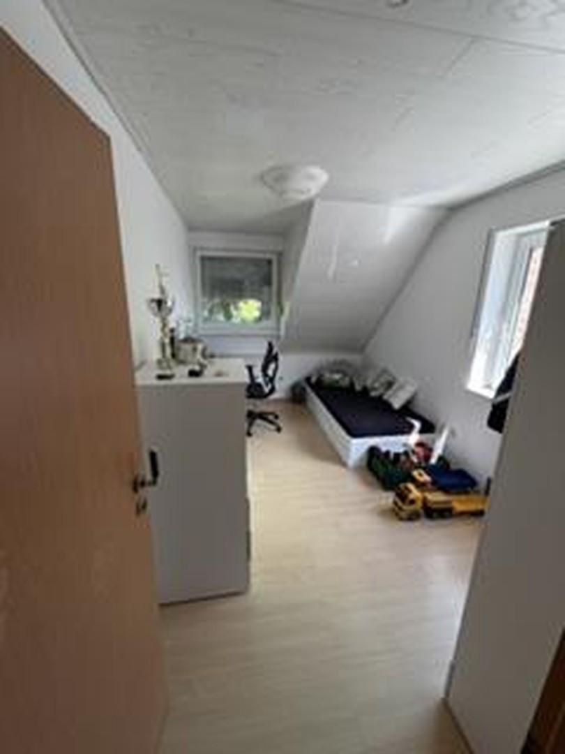 Kind DG Süd mit Gaubenfenster