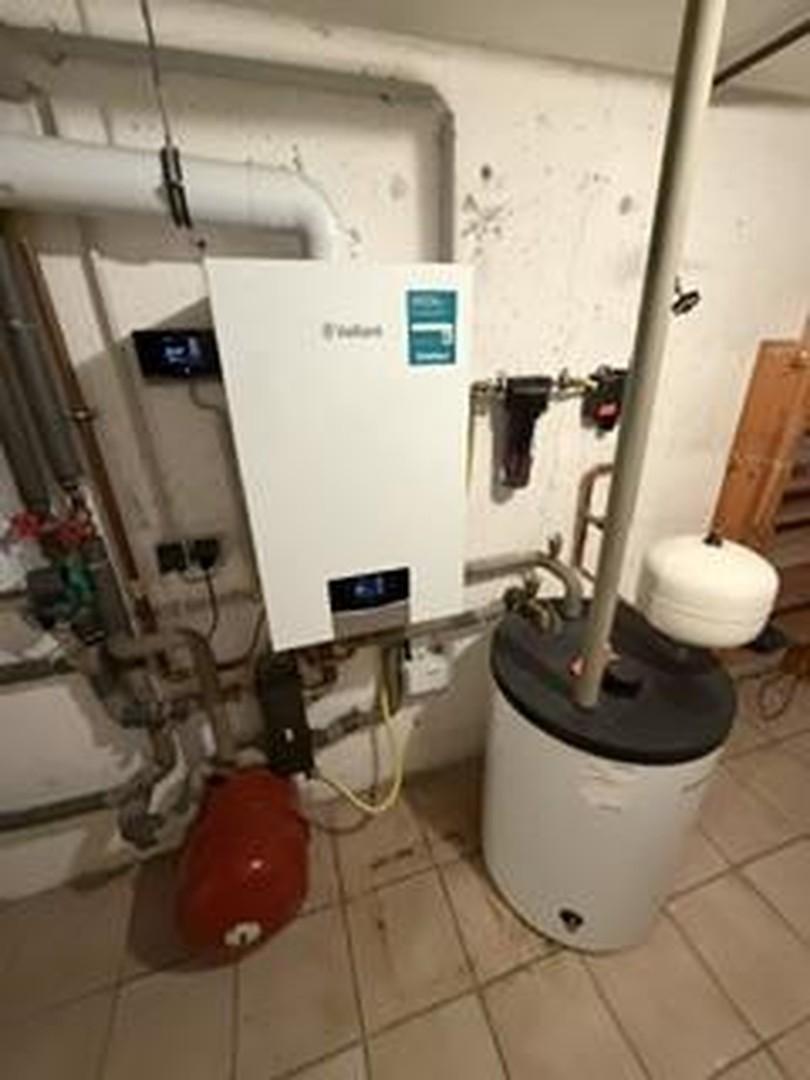 Neue Heizung mit Speicher KG