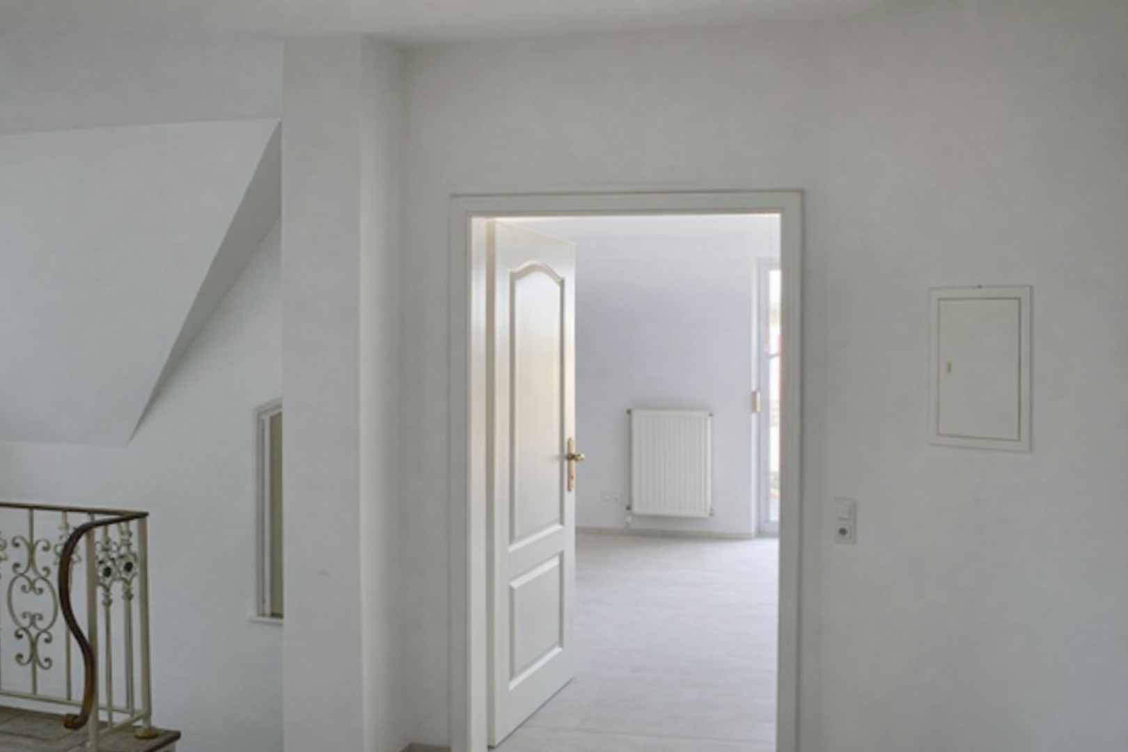 Blick vom Flur in Zimmer oben