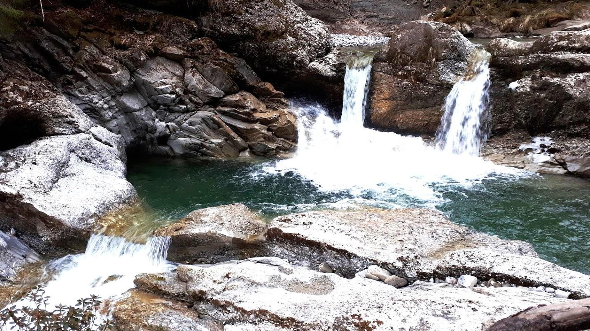 Wasserfall im Tobelwanderweg