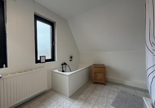 ...Wanne und...