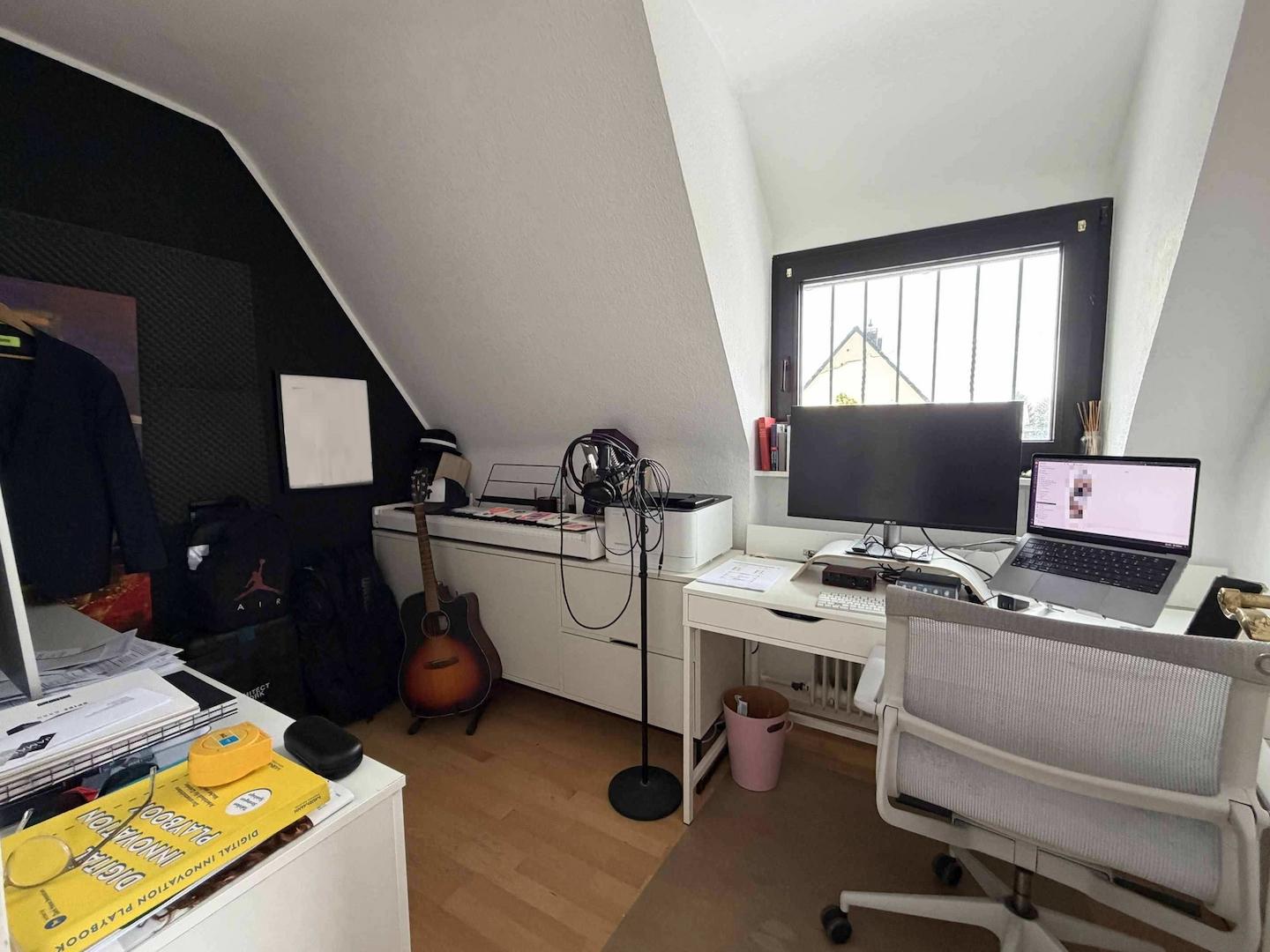 Kleines Arbeitszimmer
