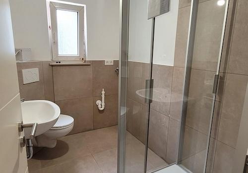 Badezimmer 1