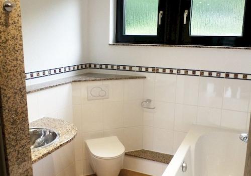 Bad Wanne Waschbecken WC