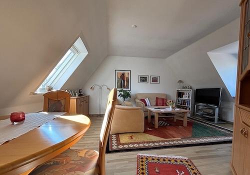 Wohnzimmer DG